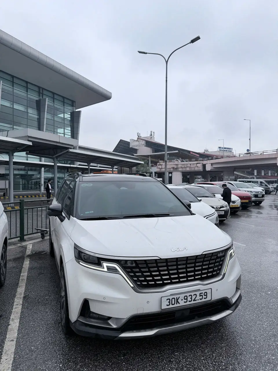 Kia Carnival (7 chỗ, Dầu) cho thuê tự lái tại Hà Nội